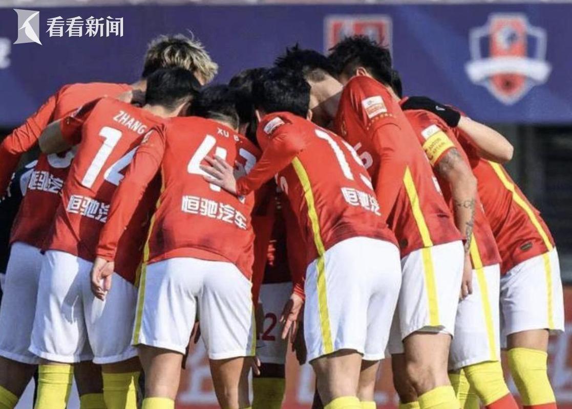 卢森堡队迎战索马里队，双方实力悬殊明显