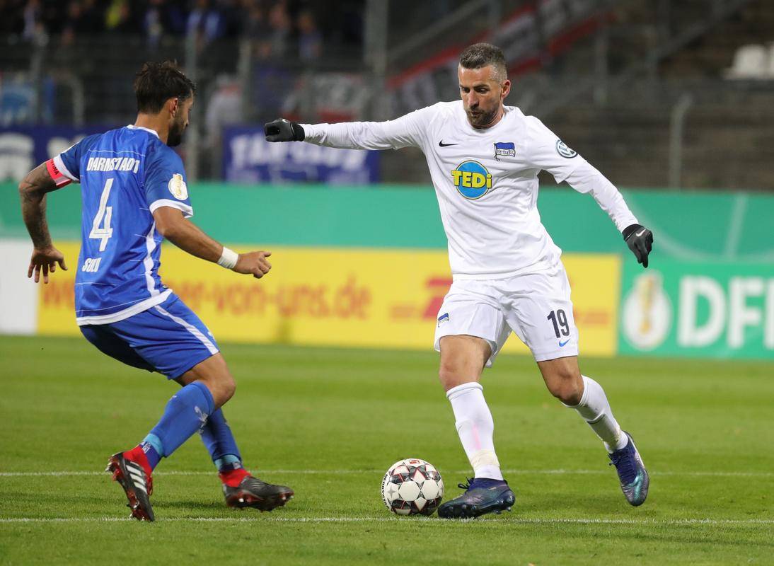 沙尔克球员备战接下来的比赛