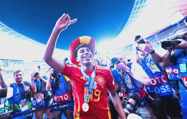 开云体育在线-包含欧洲最强球队夺冠，创历史新纪录的词条