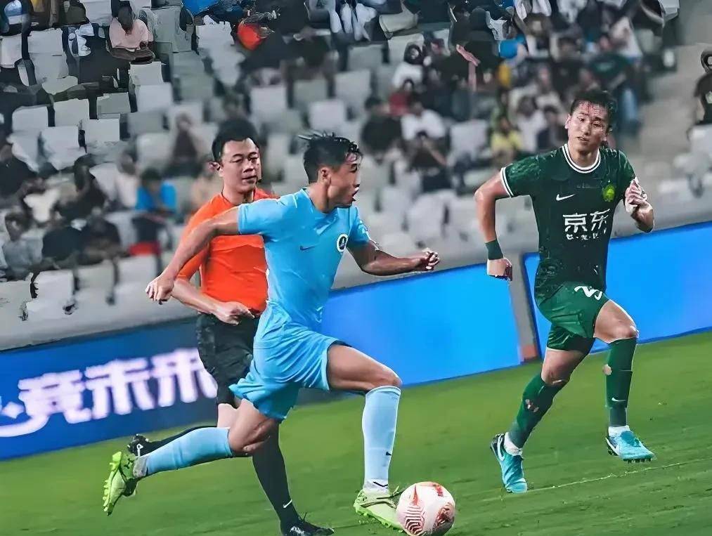 开云APP-广州恒大客场对阵北京国安，全力以赴争取胜利的简单介绍
