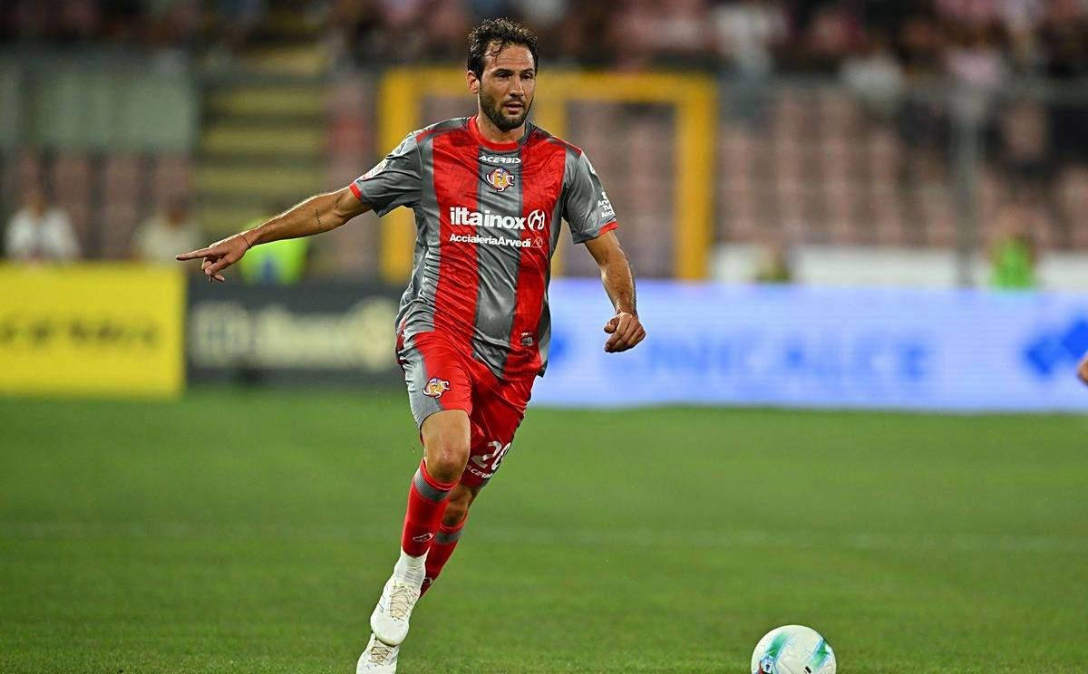 开云体育-萨索洛客场负于都灵，遭遇连败