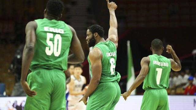 开云APP-希腊男篮险胜尼日利亚男篮，汉密尔顿送出助攻