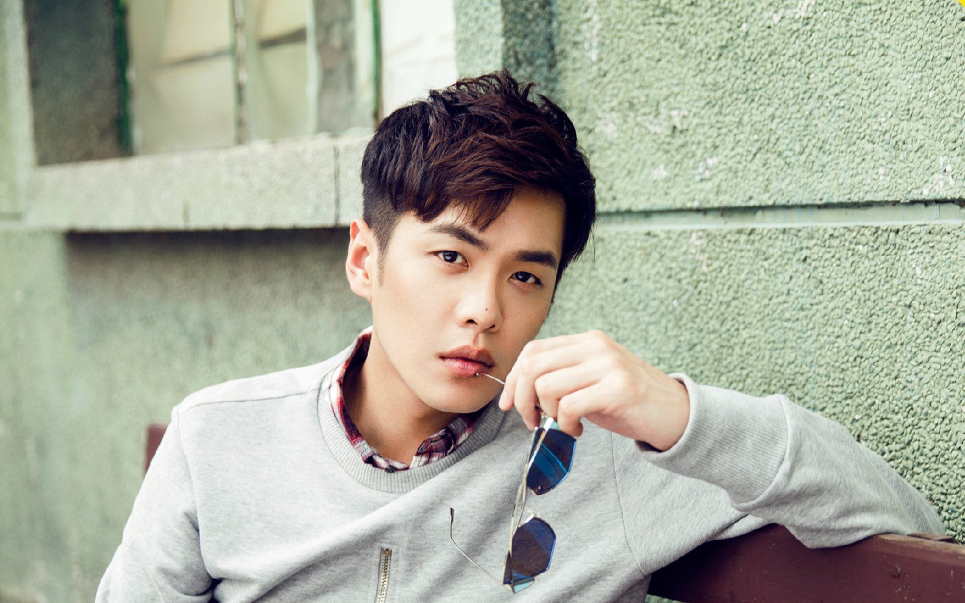 铁血活塞爆冷晋级！霍勒迪无解攻防统治波士顿