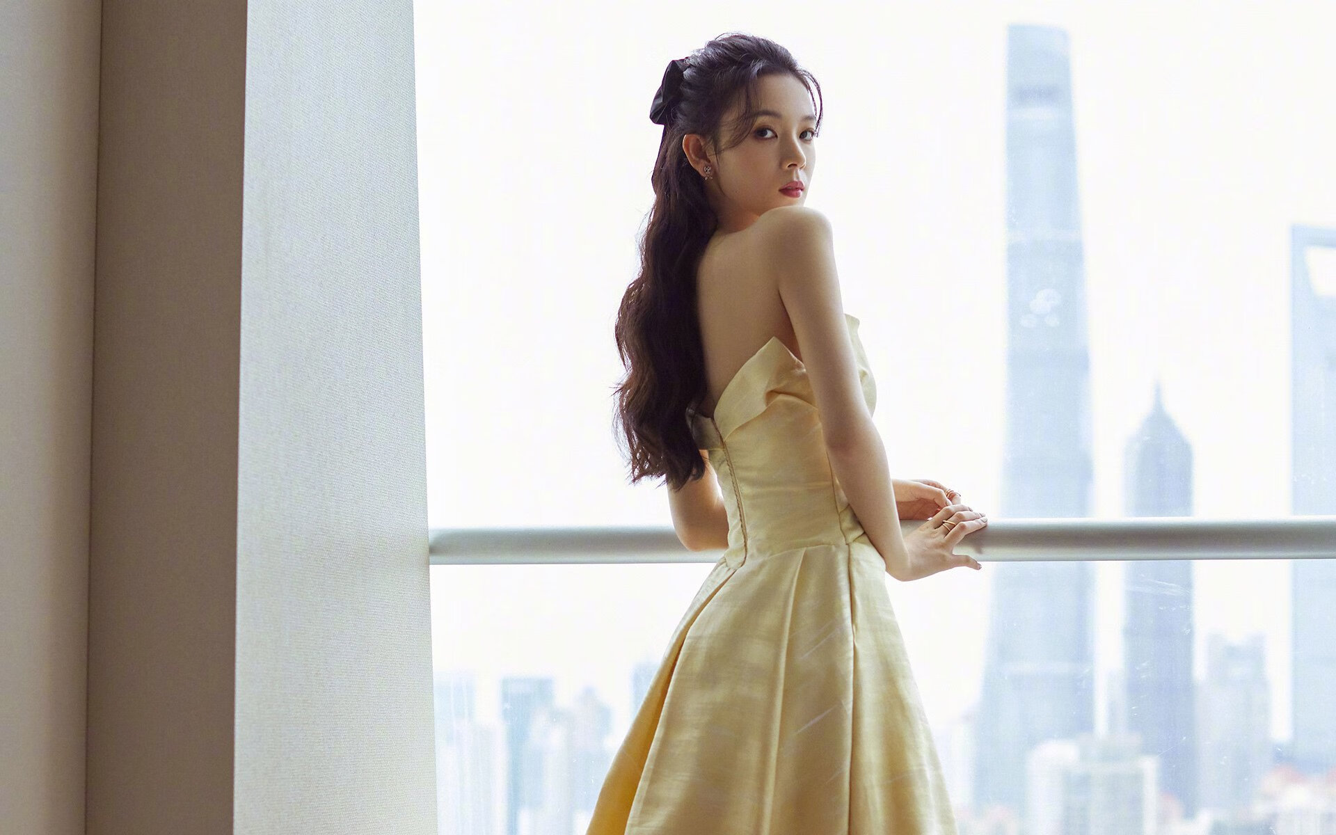 开云下载-乔治关键连击，骑士与步行者的决战时刻