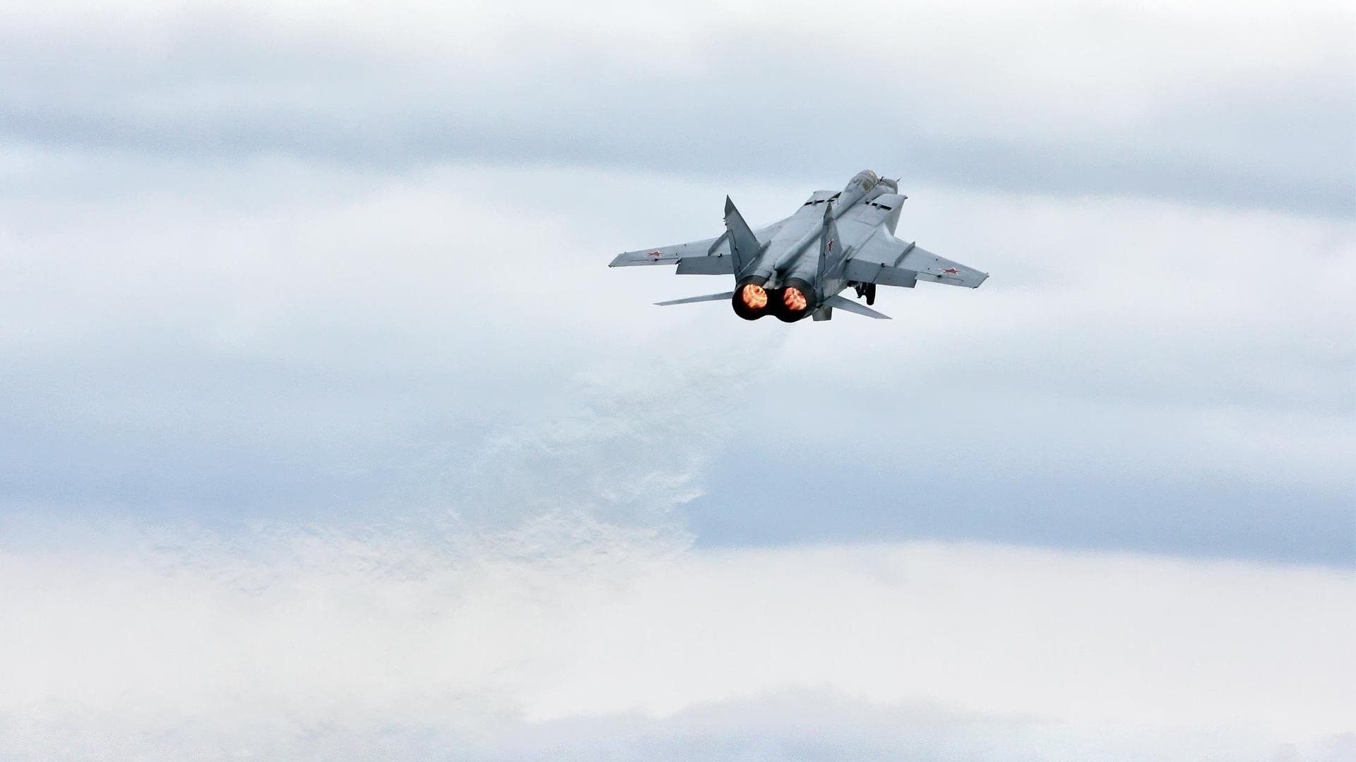 开云体育APP下载-掘金vs快船，新星切特·霍姆格伦轰下统治级数据，率队上演逆转好戏