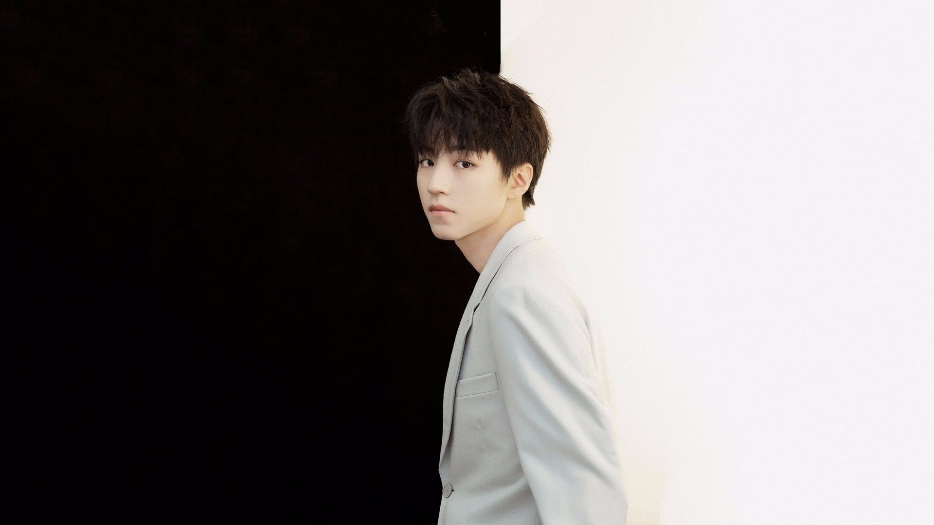 终场前1.8秒，是他杀死了比赛，欧文攻防两端无解统治成就猛龙绝杀